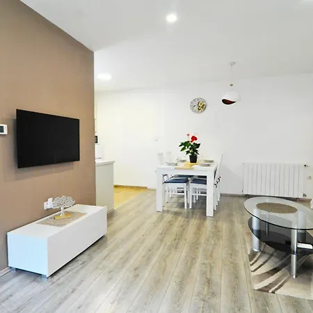 Apartment M&m *